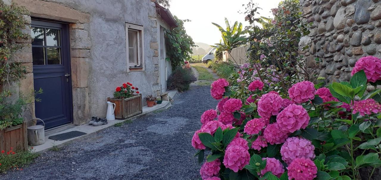 Gite Les Petits Chemins Ledeuix Luaran gambar